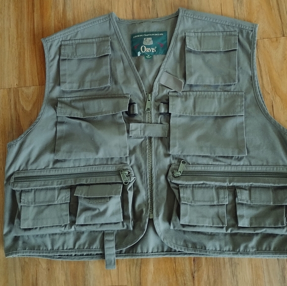 Orvis Fishing Vest - Picture 1 of 7